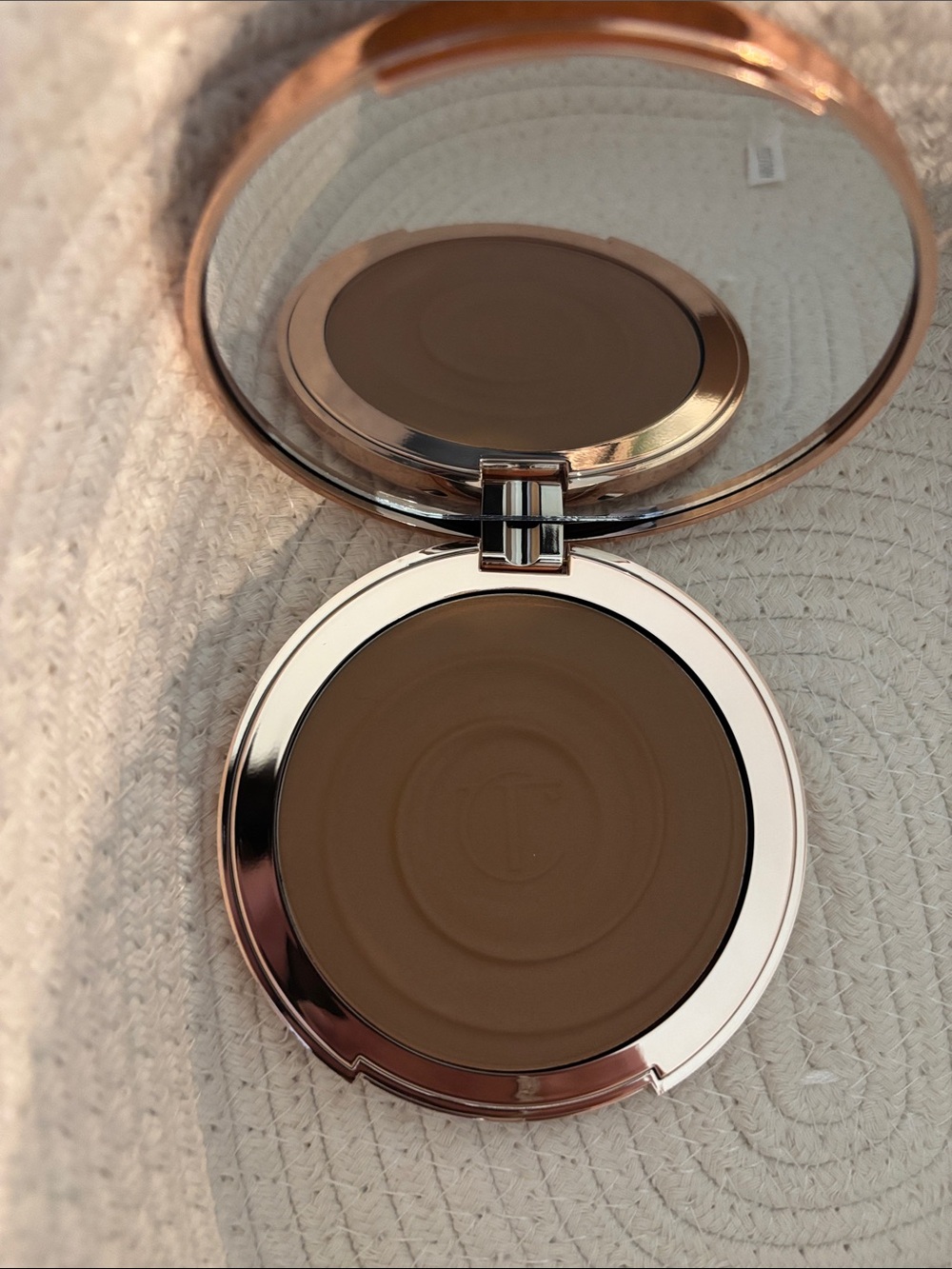 Beautiful Skin Sun-Kissed Glow Bronzer - Bronze - Picture 3 of 4